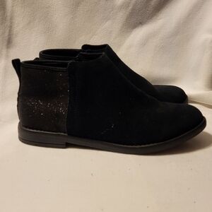 TOMS Black glitter back boot shoe size 6